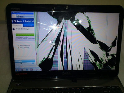 Laptop Menteşe Kasa Tamiri